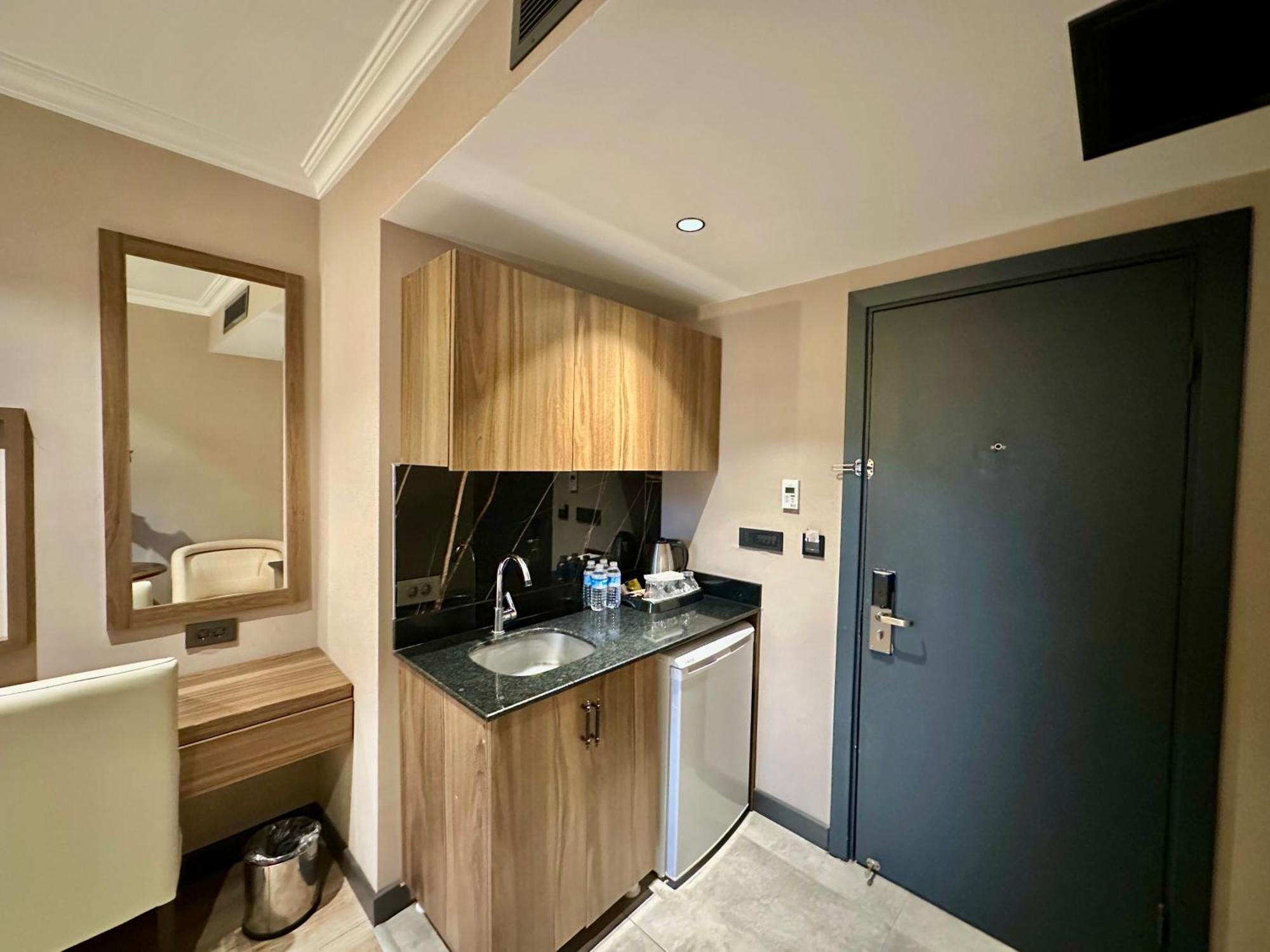 Mineo Hotel Taksim — Photos 1